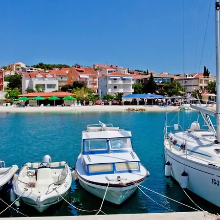 Daniela - Three Bedroom With Terrace Lejlighed *