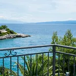 Apartament Daniela - Three Bedroom With Terrace