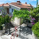 Daniela - Three Bedroom With Terrace Apartament Trogir